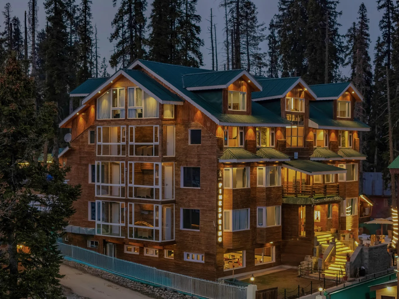 Hotel Pine Spring Gulmarg